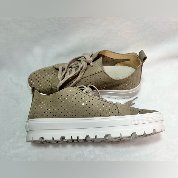 Patrizia Tan Suede Sneakers Women’s Size 7 Lace Up Shimmer Accents White Sole - Picture 11 of 16